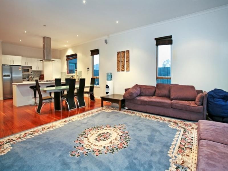 120 Pearl Bay Passage, St Leonards VIC 3223