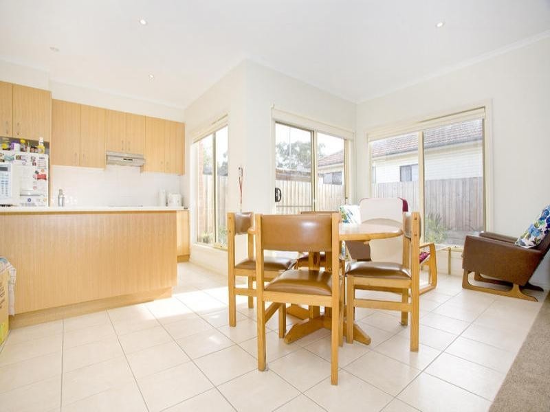 1a Kinross Street, Belmont VIC 3216