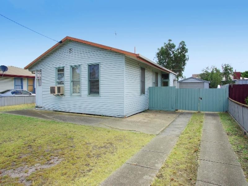 27 Princes Highway, Norlane VIC 3214