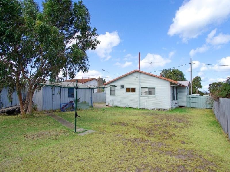 27 Princes Highway, Norlane VIC 3214