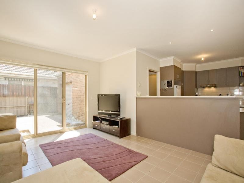 36 Cosgrove Street, Breakwater VIC 3219