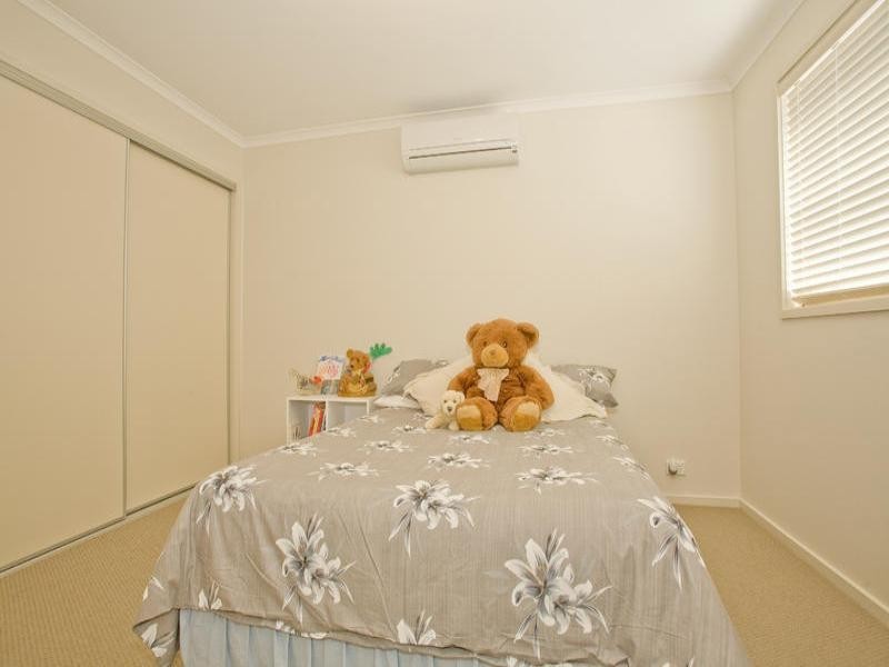 36 Cosgrove Street, Breakwater VIC 3219