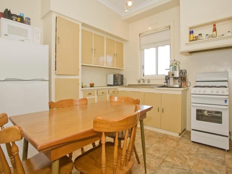 192 Ormond Road, East Geelong VIC 3219