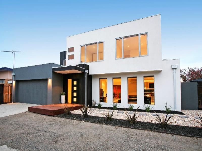 8 Rankin Road, Herne Hill VIC 3218