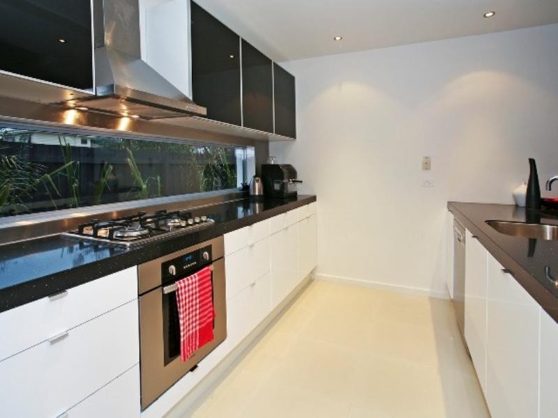 8 Rankin Road, Herne Hill VIC 3218