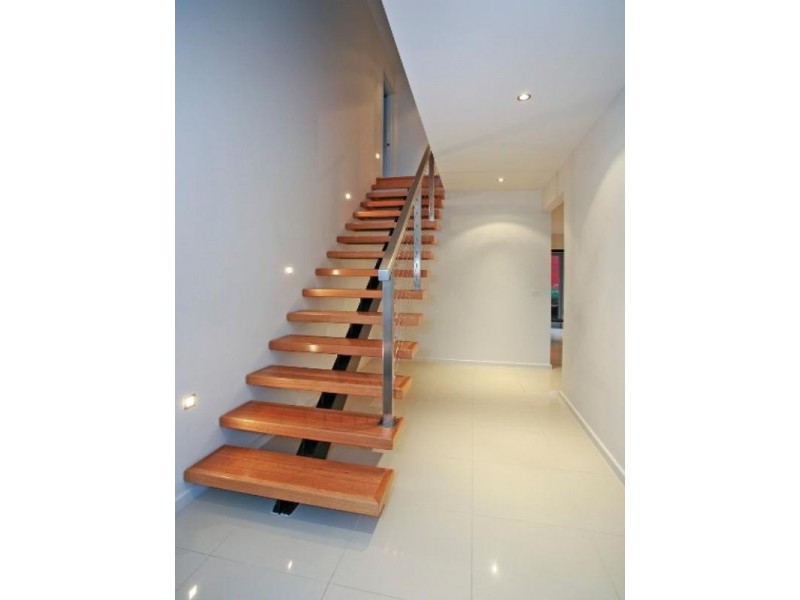 8 Rankin Road, Herne Hill VIC 3218