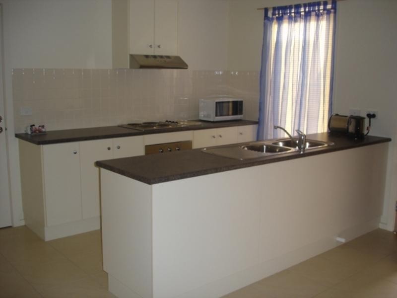 13 Yalloak Street, Norlane VIC 3214