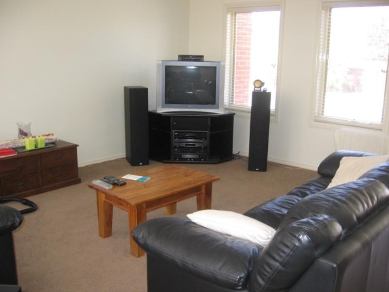 1A Kinross Street, Belmont VIC 3216