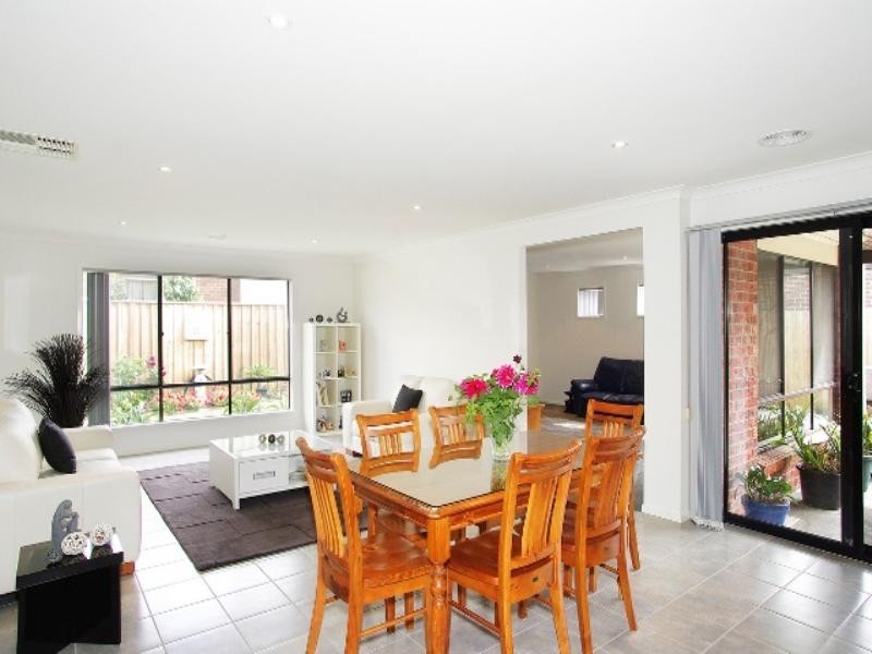 29 Morrow Crescent, Leopold VIC 3224