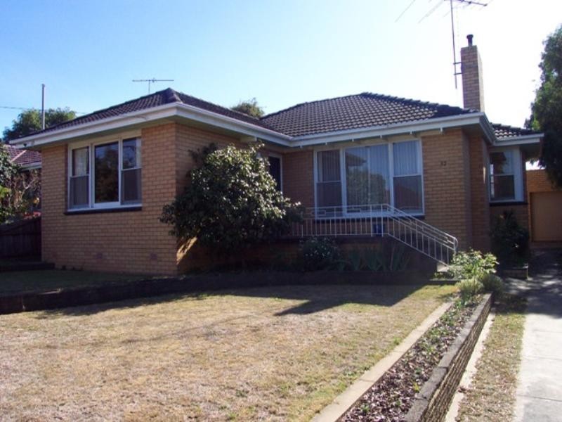 32 Cuthbert Avenue, Highton VIC 3216