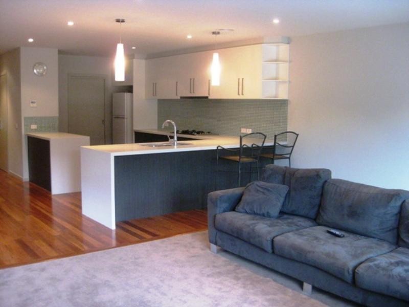 1/14a Nicholas Street, Newtown VIC 3220