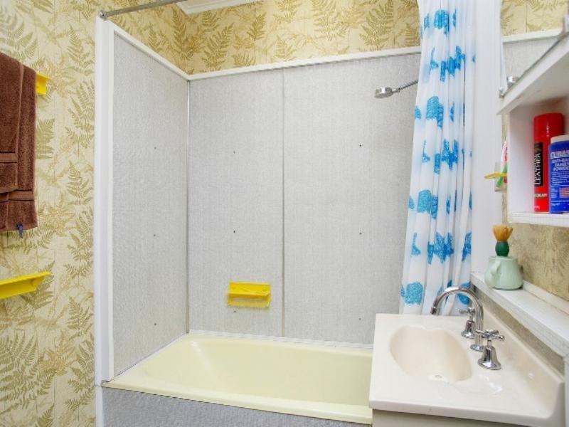 2 Howqua Court, Corio VIC 3214