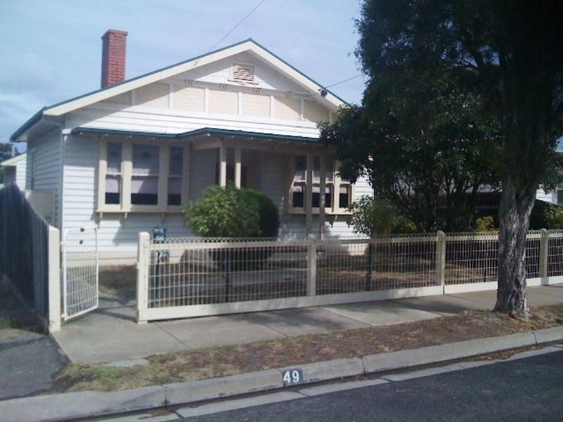 49 Bond Street, Newtown VIC 3220