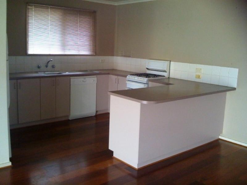 49 Bond Street, Newtown VIC 3220