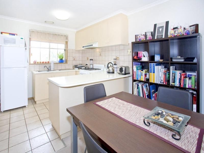 4/21 Glastonbury Drive, Highton VIC 3216