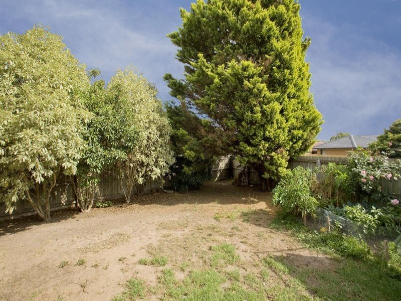 4/21 Glastonbury Drive, Highton VIC 3216
