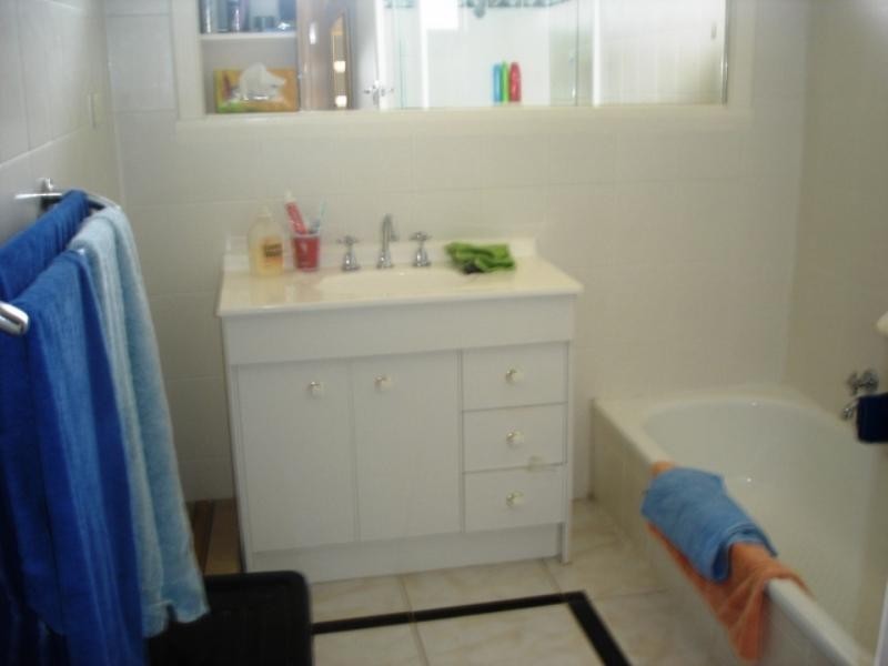 12 Korumburra Close, Norlane VIC 3214