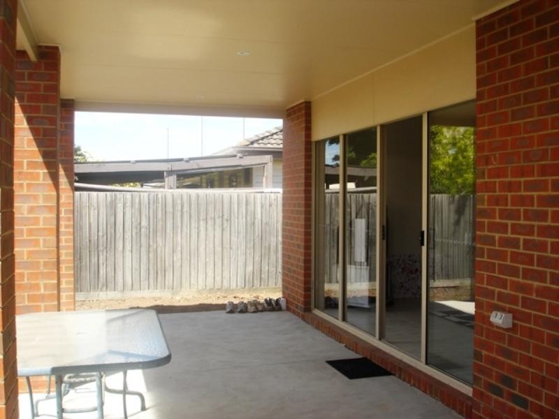 22 Park Street, Belmont VIC 3216