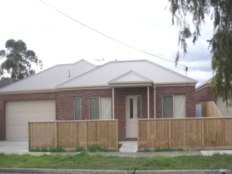 3/8-10 Breadalbane Street, Newcomb VIC 3219