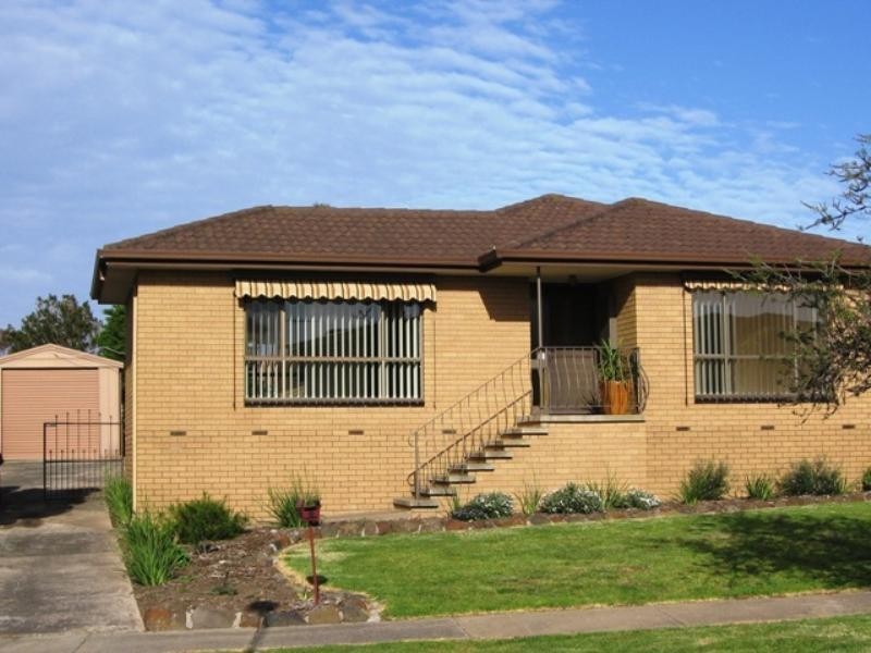 2 Emmy Court, Grovedale VIC 3216