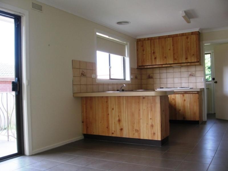 2 Emmy Court, Grovedale VIC 3216
