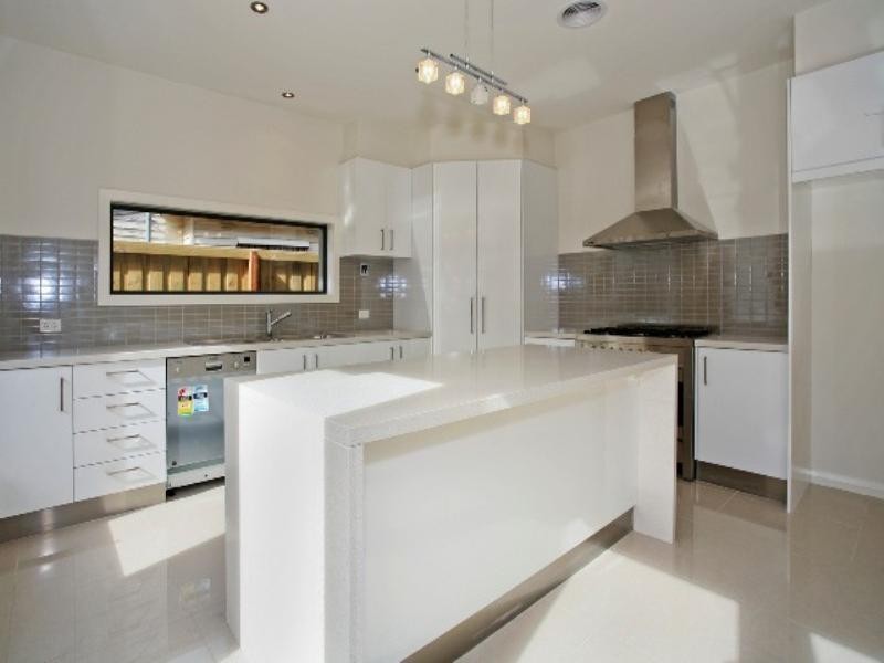 1/44 Mervyn Street, Newtown VIC 3220