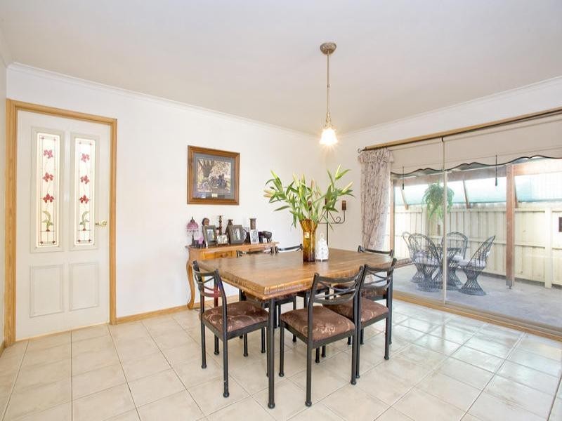 23 Carbine Drive, St Albans Park VIC 3219