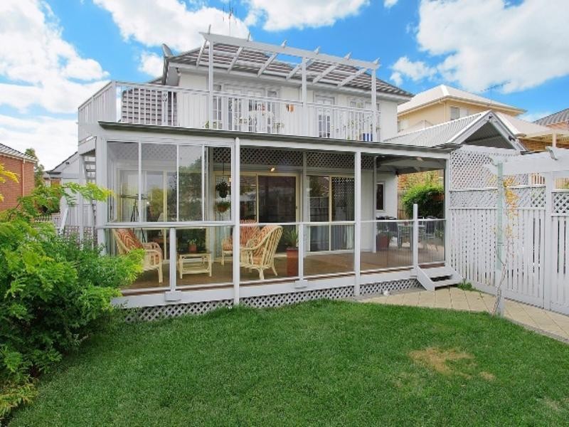 27 Clydesdale Way, Highton VIC 3216