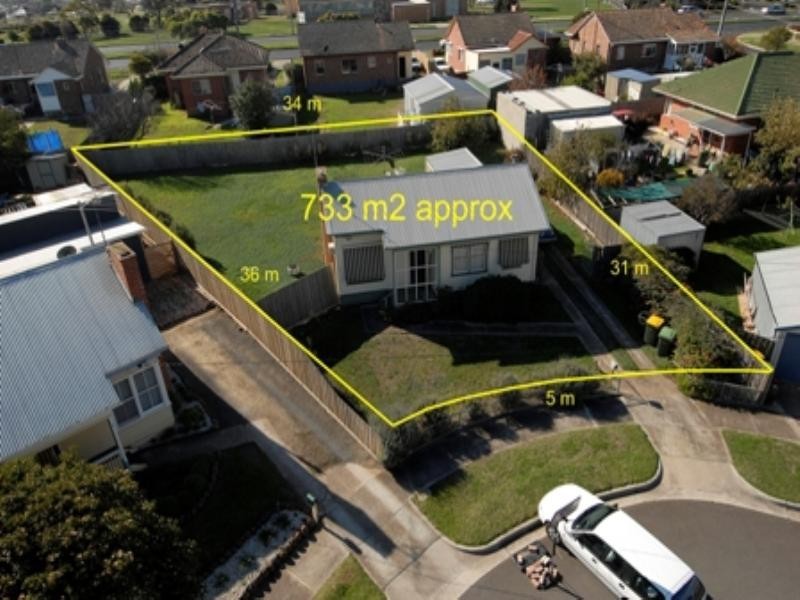 1 Cranstoun Court, East Geelong VIC 3219