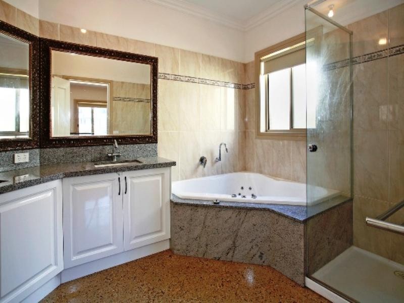 1/7 Holden Avenue, Geelong VIC 3220