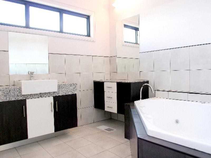 460 Ryrie Street, East Geelong VIC 3219