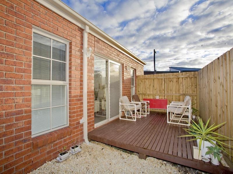 31 Glenfine Avenue, Hamlyn Heights VIC 3215