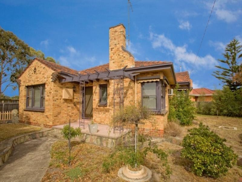 1 Grace Court, Herne Hill VIC 3218