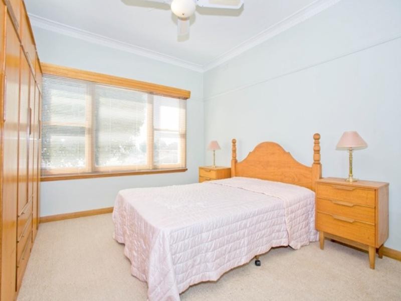 1 Grace Court, Herne Hill VIC 3218