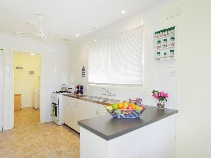 4 Atami Crescent, Corio VIC 3214