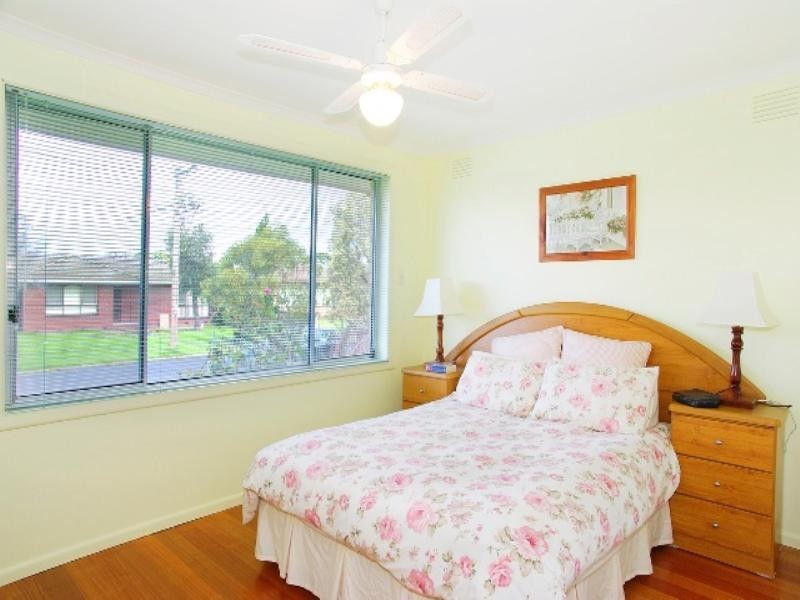 4 Atami Crescent, Corio VIC 3214