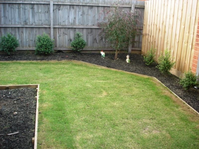 2/27 Barnfather Street, East Geelong VIC 3219