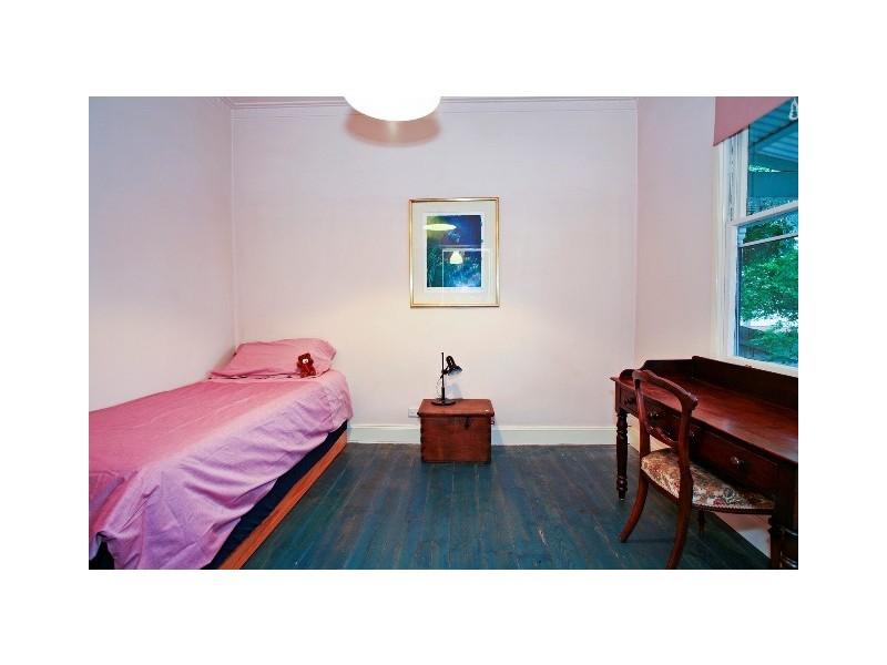 87 Waratah Street, Geelong West VIC 3218