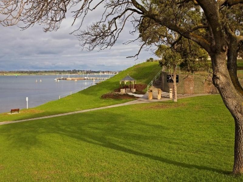 1-10/22-26 St Davids Street, Geelong VIC 3220
