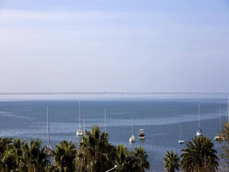 701 Promenade Tower Brougham Street, Geelong VIC 3220