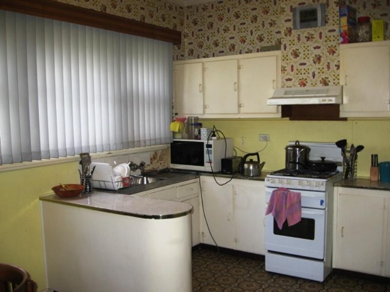 16 Griffen Street, Hamlyn Heights VIC 3215