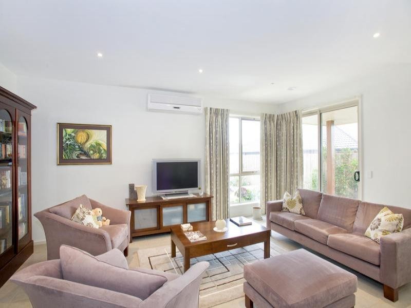 6 Bundaleer Avenue, Grovedale VIC 3216