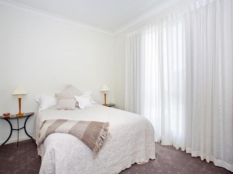 6 Bundaleer Avenue, Grovedale VIC 3216