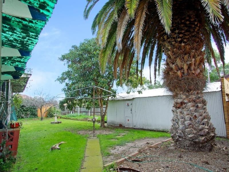 5 Dearborn Parade, Corio VIC 3214