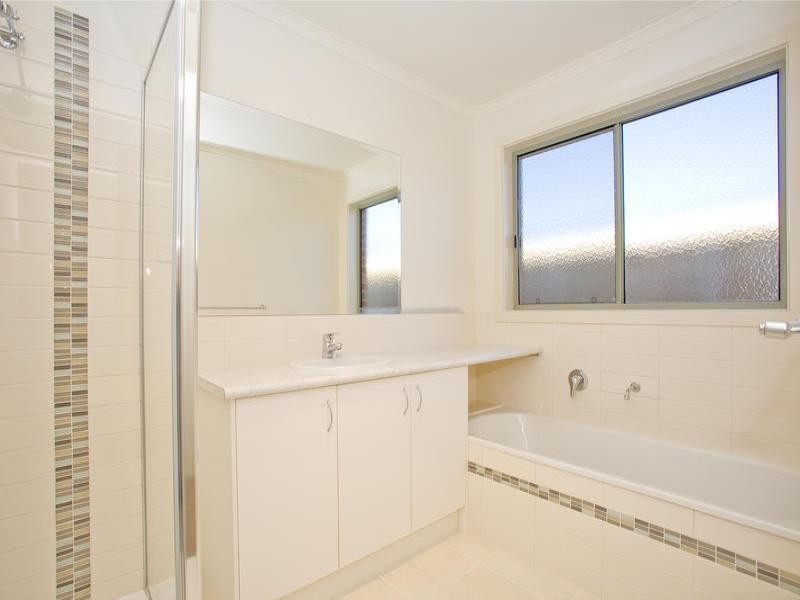 5 Hibbertia Court, Corio VIC 3214