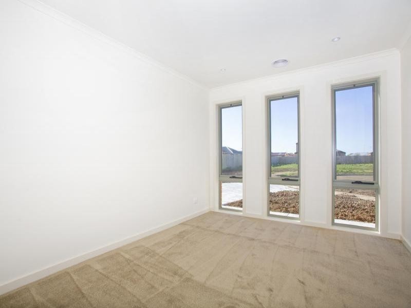 5 Hibbertia Court, Corio VIC 3214