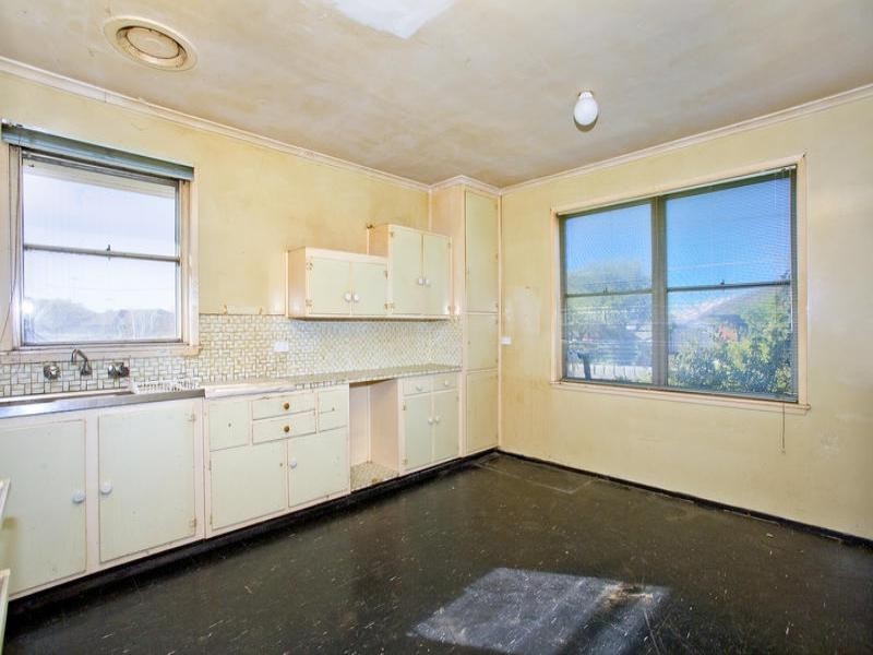 175 St Albans Road, East Geelong VIC 3219