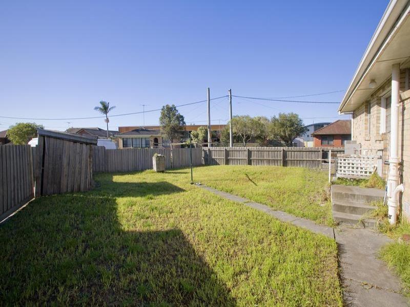 175 St Albans Road, East Geelong VIC 3219