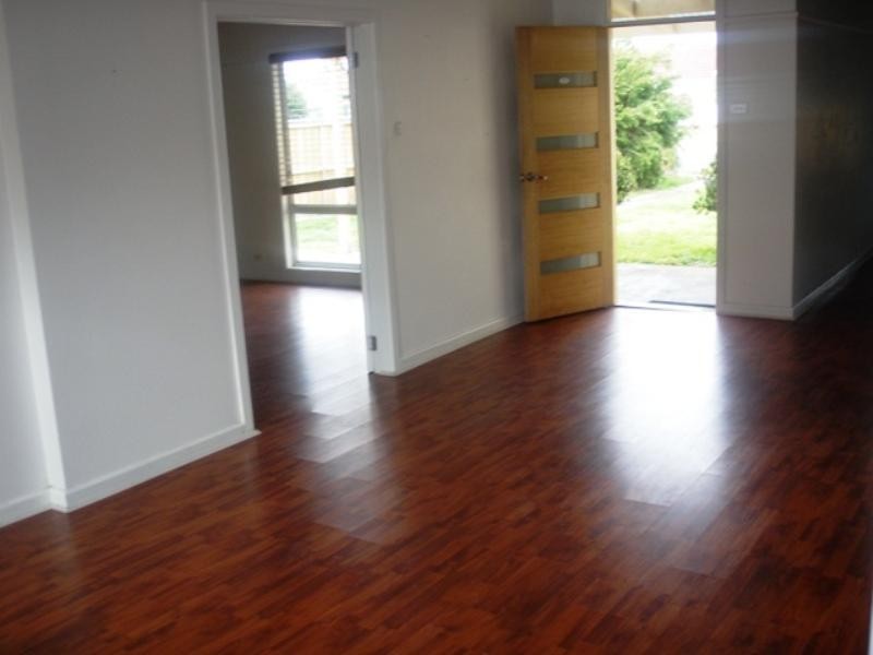 18 Vines Road, Hamlyn Heights VIC 3215