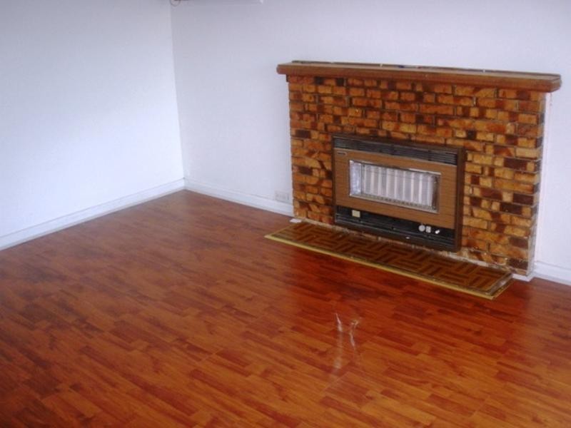 18 Vines Road, Hamlyn Heights VIC 3215